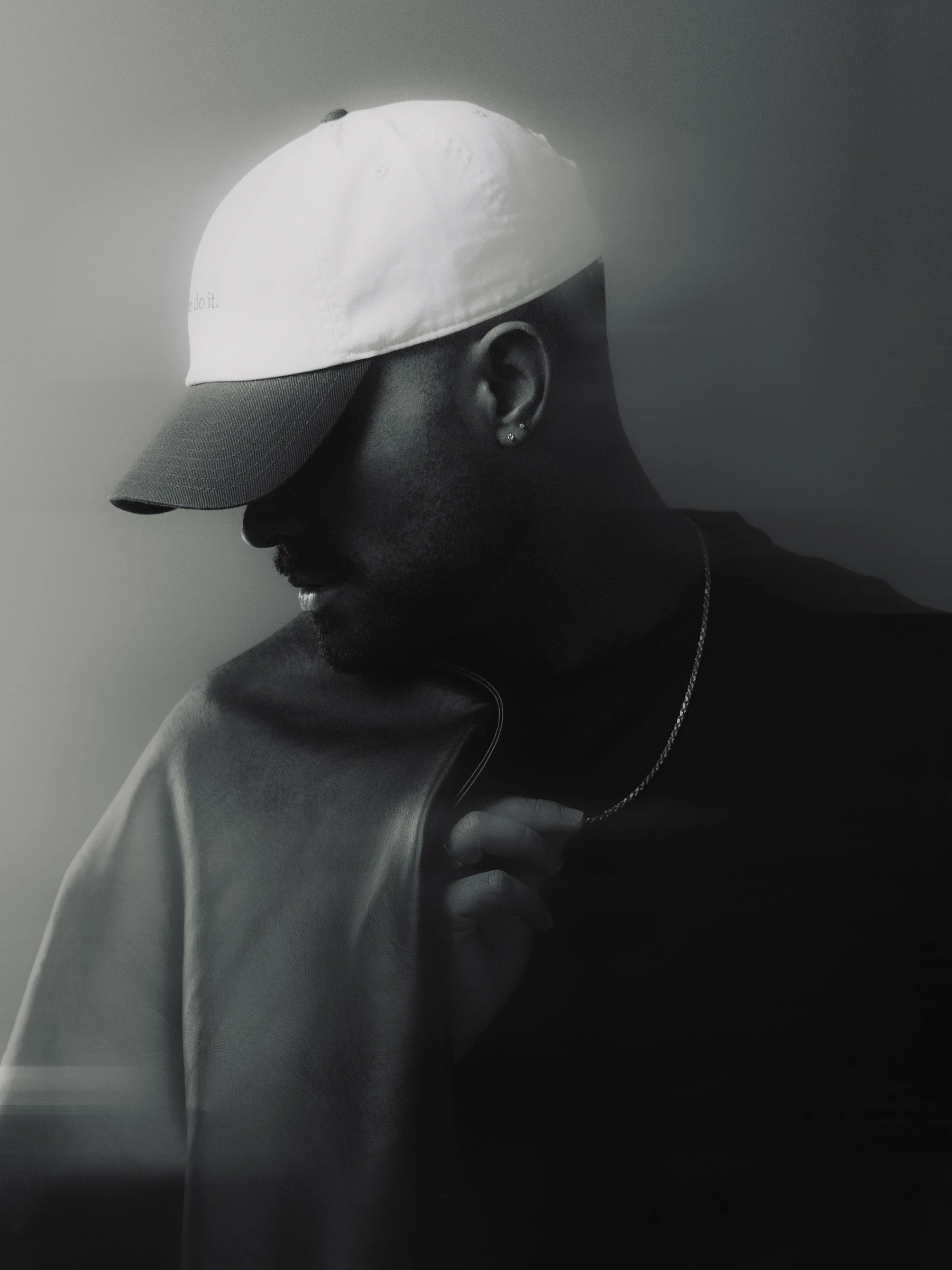 Monochrome portrait photographed by Jean Delgado